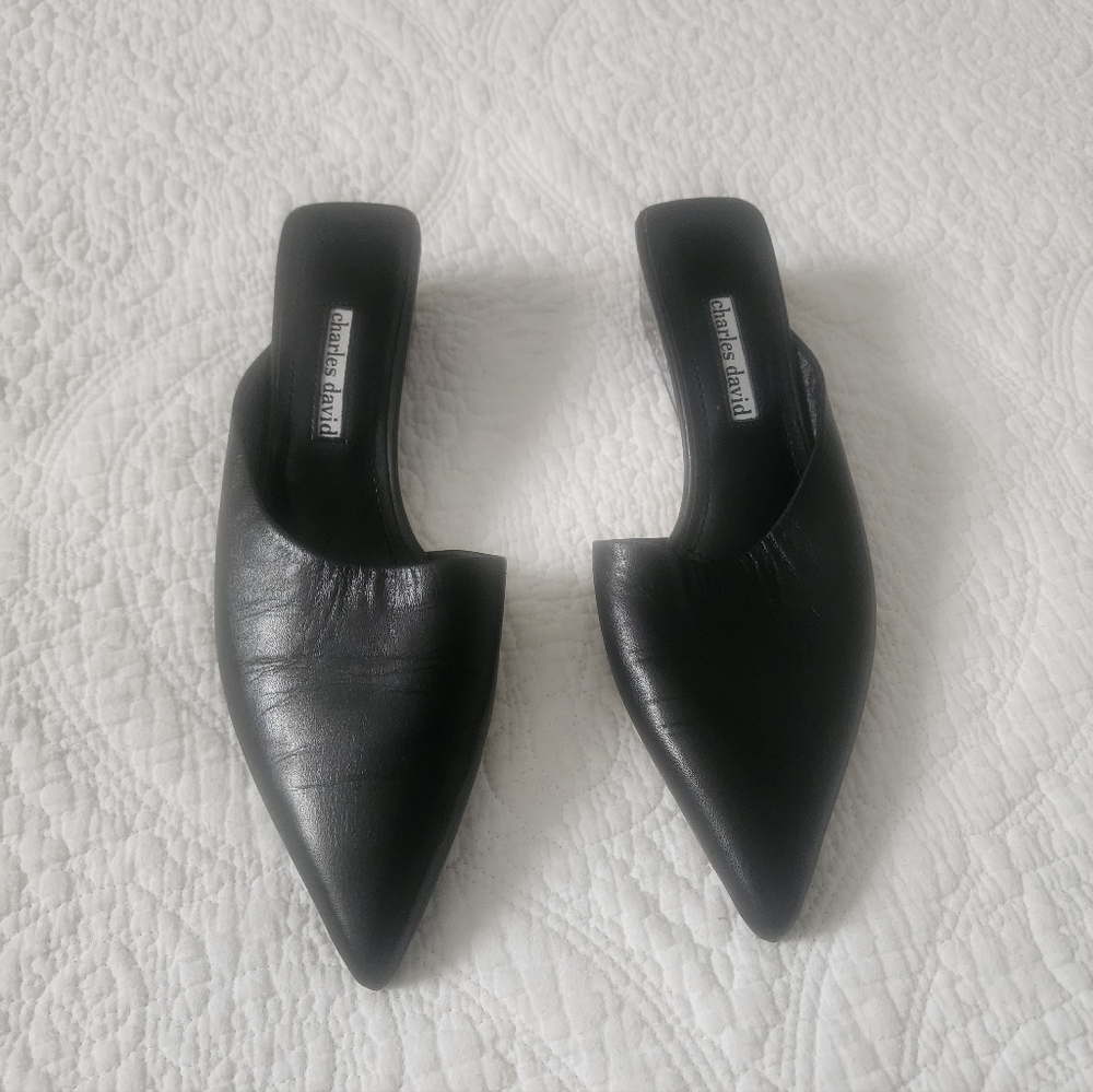 Charles David Black Leather Mules - Picture 2 of 6